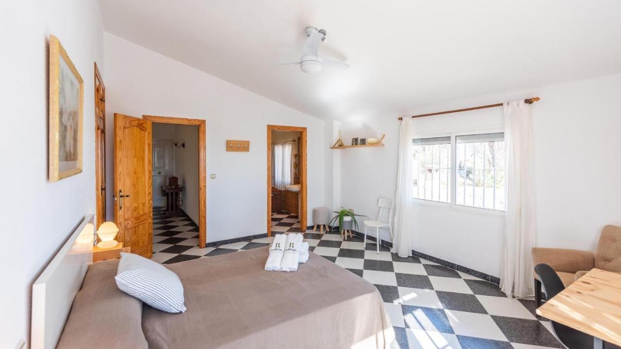 Villa El Cerrillo Malaga - Churriana By Ruralidays Buitenkant foto